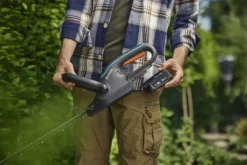 Heggenscharen > Gardena 18V accu heggenschaar EasyCut 55cm set