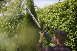 Heggenscharen > Gardena 18V accu heggenschaar EasyCut 45 cm (incl accu+lader)