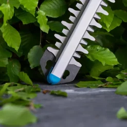 Heggenscharen > Gardena 18V accu heggenschaar EasyCut 45 cm (incl accu+lader)