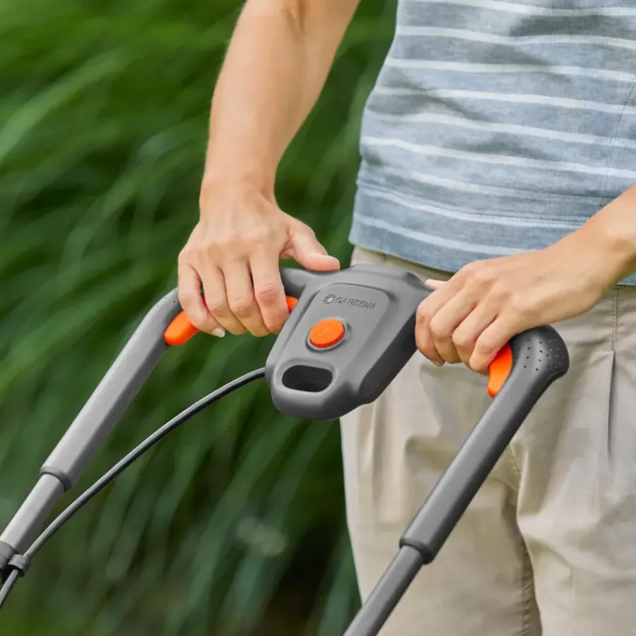 Grasmaaiers > Gardena 18V grasmaaier Powermax P4A 32cm (P4A) incl. 4.0Ah accu + lader