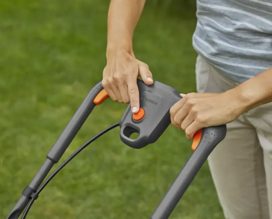 Grasmaaiers > Gardena 18V grasmaaier Powermax P4A 32cm (P4A) incl. 4.0Ah accu + lader