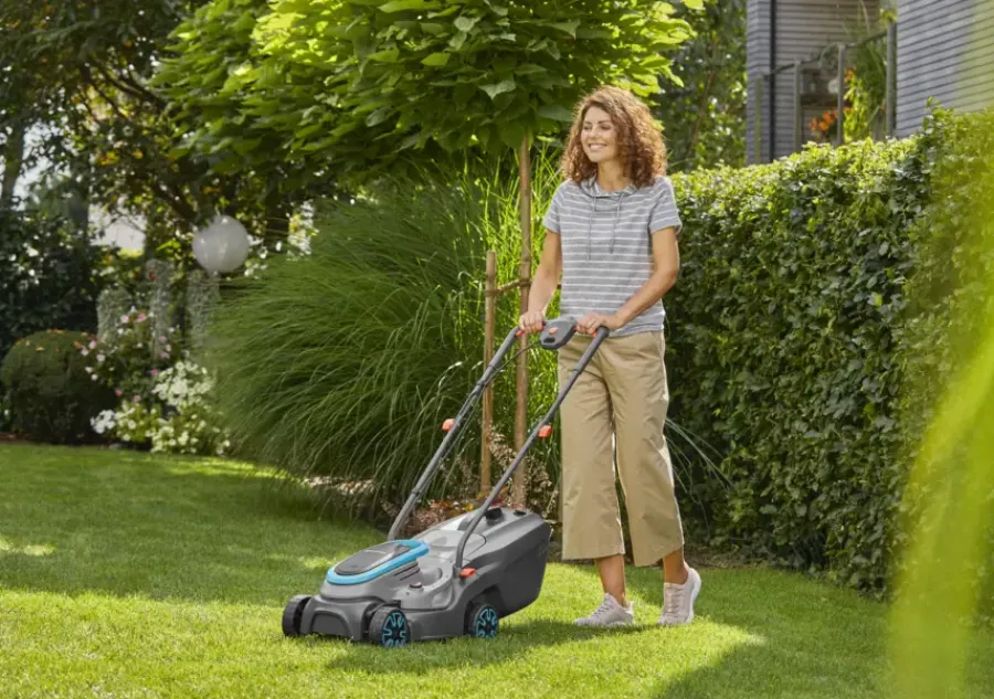 Grasmaaiers > Gardena 18V grasmaaier Powermax P4A 32cm (P4A) incl. 4.0Ah accu + lader