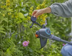 Grastrimmers > Gardena 18V grastrimmer EasyTrim 25 cm incl. 2,0Ah + lader