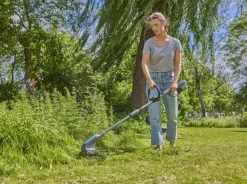 Grastrimmers > Gardena 18V grastrimmer PowerTrim 30 cm incl. 2.0Ah accu + lader