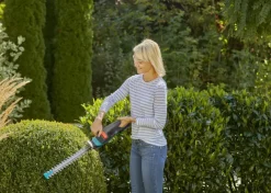 Heggenscharen > Gardena 18V heggenschaar EasyCut (P4A) (zonder accu)
