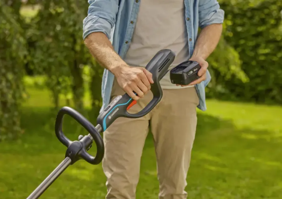 Grastrimmers > Gardena 18V trimmer PowerTrim 30 cm (zonder accu)