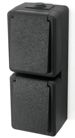 Buiten Schakelmateriaal|Opbouw Schakelmateriaal > Handson Opbouw Stopcontact RA Dubbel Spatwaterdicht Zwart