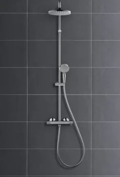 Hansgrohe regendoucheset Vernis Blend 200 met handdouche en thermostaatkraan 2 standen zwart - hartafstand kraan 15 cm