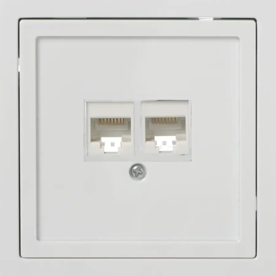 Inbouw Schakelmateriaal|Stopcontacten & Overige Contactdozen > KARWEI Zenith Wandcontactdoos UTP Wit