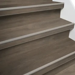 Kleurstaal Firststep Traprenovatie PVC Bruin Eiken