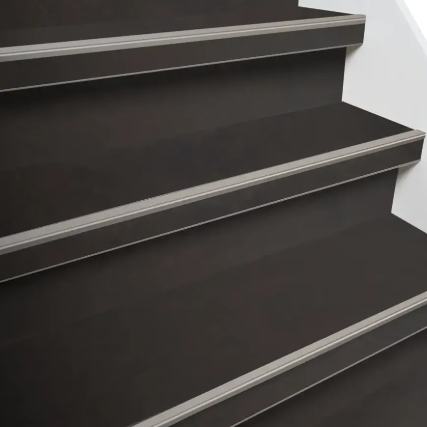 Kleurstaal Firststep Traprenovatie PVC Beton Zwart