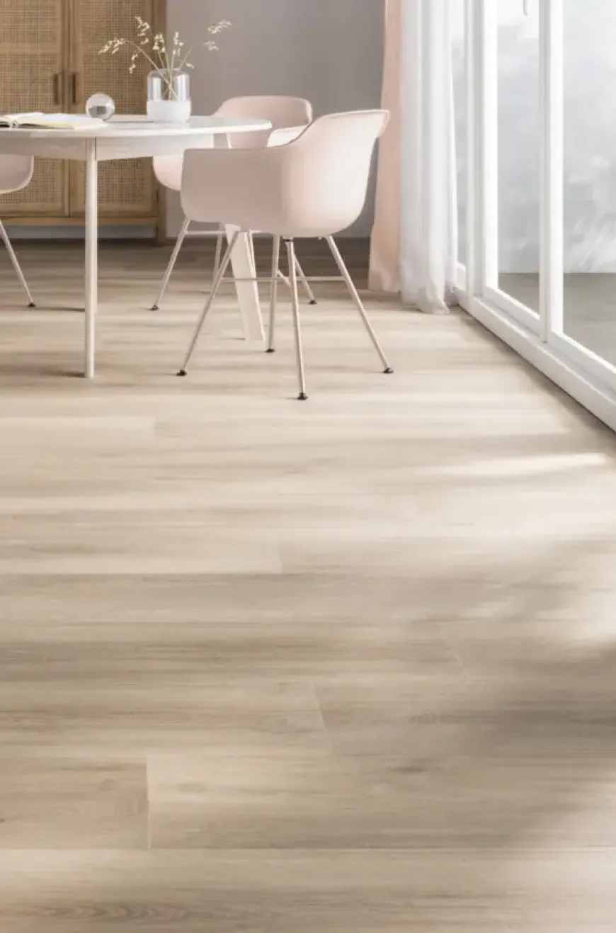 Le Noir & Blanc click PVC Madero naturel eiken houtlook incl. geïntegreerde ondervloer