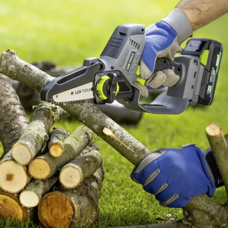 Kettingzagen > LUX 20V hand- kettingzaag brushless (zonder accu)