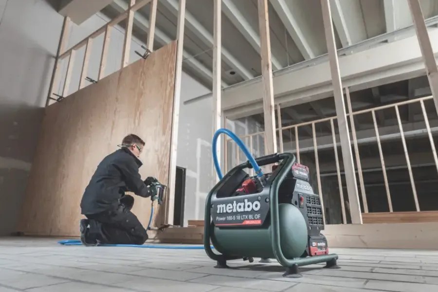 Overig Accu Gereedschap > Metabo accu compressor Power 160-5 18 LTX BL OF