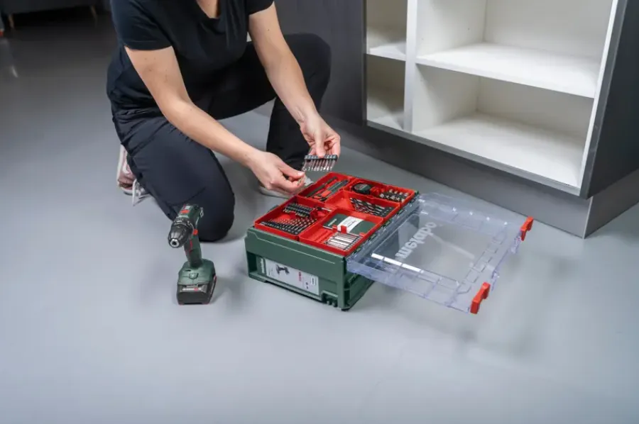 Accuboormachines|Boormachines > Metabo 18V accuboormachine BS18 incl. 2 accu's 2.0Ah + lader en accessoire-set in koffer