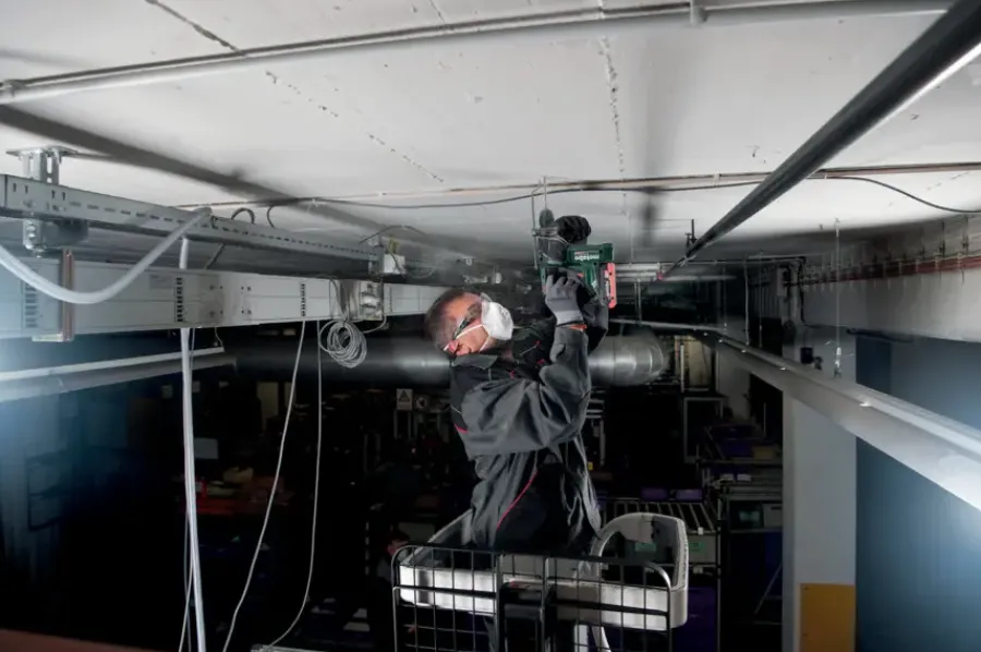 Accuboormachines|Boormachines > Metabo 18V boorhamer 1,3J (zonder accu)