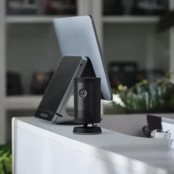 Elektronische Beveiliging > Ring Outdoor Camera Plus Plug-in Zwart 2K