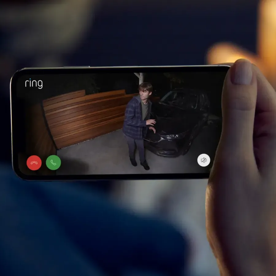 Elektronische Beveiliging > Ring Spotlight Camera Plus Plug-in Wit