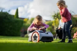 Grasmaaiers|Robotmaaiers > Segway Navimow robotmaaier i105E draadloos 500 m²