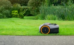 Grasmaaiers|Robotmaaiers > Segway Navimow robotmaaier i105E draadloos 500 m²