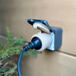Stekkers|Schakelaars > SHELLY Outdoor Plug S Gen3 slimme stekker & energiemeter WiFi Bluetooth IP44