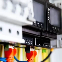 Meetapparatuur > SHELLY Pro 4PM slimme schakelaar & energiemeter WiFi Bluetooth DIN-rail (4-kanaals)