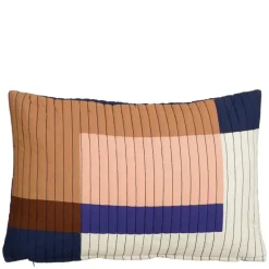 Sierkussen donker bruin patchwork - l55xb35xh10cm