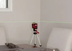 Kruislijnlasers|Waterpassen > SKIL kruislijnlaser / rotatielaser 360° groen 30m 1961DA Li-ion – incl. USB oplaadkabel en statief