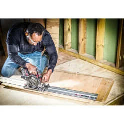 Overige Elektrisch Gereedschap Accessoires > SKIL 2610S01668 Geleiderail voor cirkelzaag 1400mm (2x 70mm) incl. klemmen