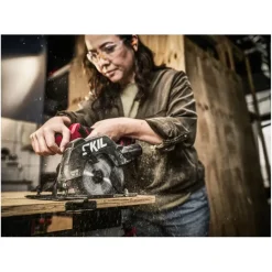 Accu Cirkelzaag > SKIL 20V cirkelzaag 3551CA brushless 57mm incl. CT zaagblad (zonder accu)
