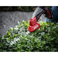 Grasscharen En Buxusscharen|Heggenscharen > SKIL 20V gras- en struikschaar brushless 0631CA (zonder accu)