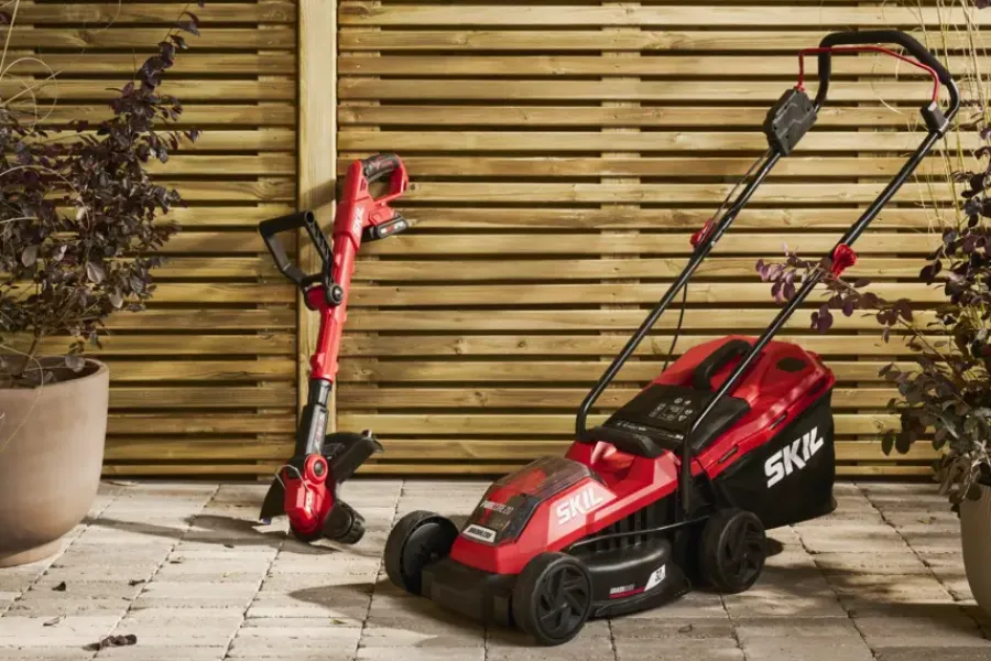 Grasmaaiers > SKIL 20V grasmaaier 0125AA brushless 32cm + 4,0Ah accu + snellader