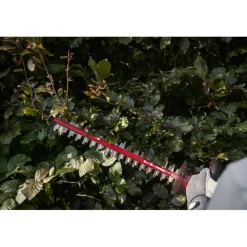 Heggenscharen > SKIL 20V heggenschaar 0438AA 45cm brushless incl. 2,0Ah accu + snellader