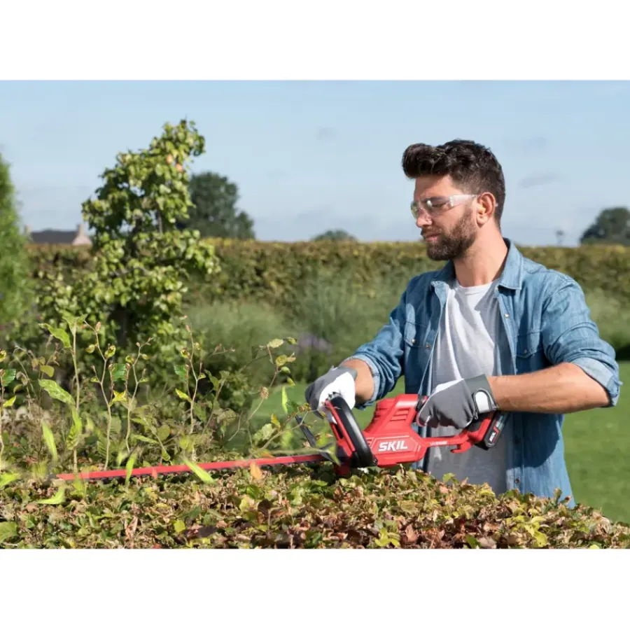 Heggenscharen > SKIL 20V heggenschaar 0430CA 55cm (zonder accu)