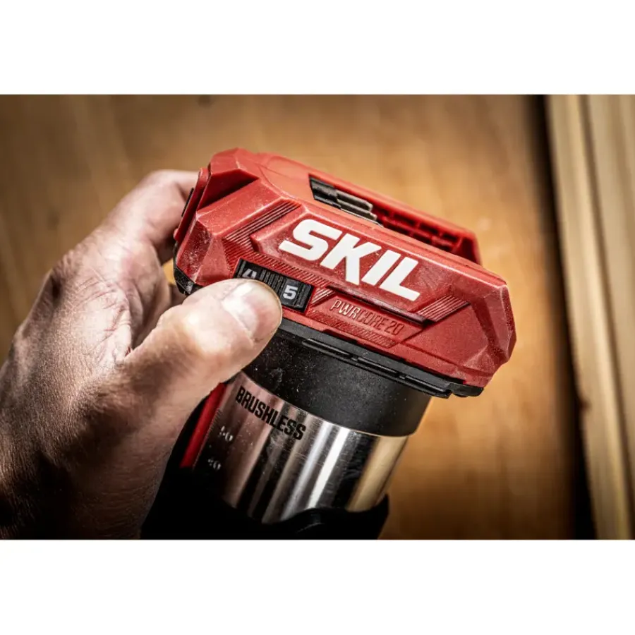 Overig Accu Gereedschap|Frees, Slijp & Schaafmachines > SKIL 20V kantenfrees / handfrees 3170CA brushless (zonder accu)