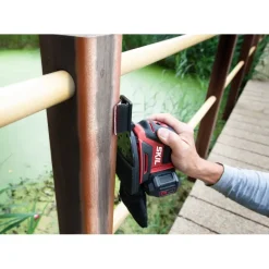 Accu Schuurmachine|Schuurmachines > SKIL 20V multischuurmachine 3720CB compact brushless incl. 24 schuurbladen en 3 schuurhulpstukken (zonder accu)