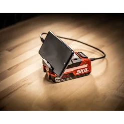 Overige Elektrisch Gereedschap Accessoires > SKIL 20V startset accu 2.0Ah USB-C + PD-lader 3143AA