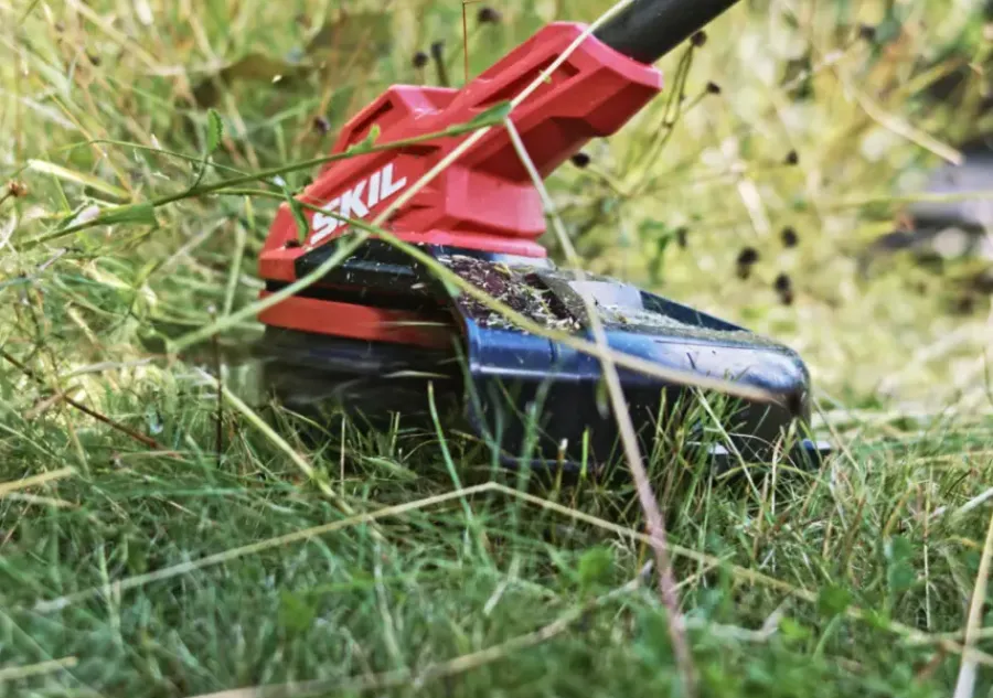 Grastrimmers > SKIL 20V trimmer brushless 0250CA 33cm (zonder accu)