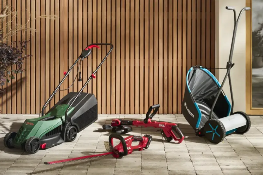 Grastrimmers > SKIL 20V trimmer 0241CA 30cm brushless (zonder accu)