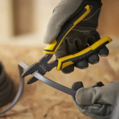 Tangen > STANLEY combinatietang Dynagrip 150 mm