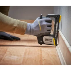 Overig Handgereedschap > STANLEY FatMax FMHT70401-0 handtacker 4-in-1 voor nieten en nagels