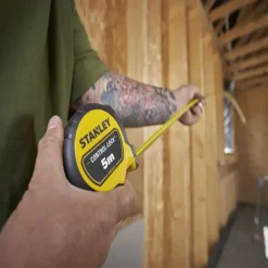 Rolbandmaten > STANLEY rolbandmaat Control-Lock 5 meter