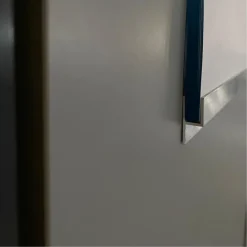 Elektriciteitsbuizen > Geen Stoelprofiel mat zilver aluminium 33,5x20x15x2000x1.5 mm