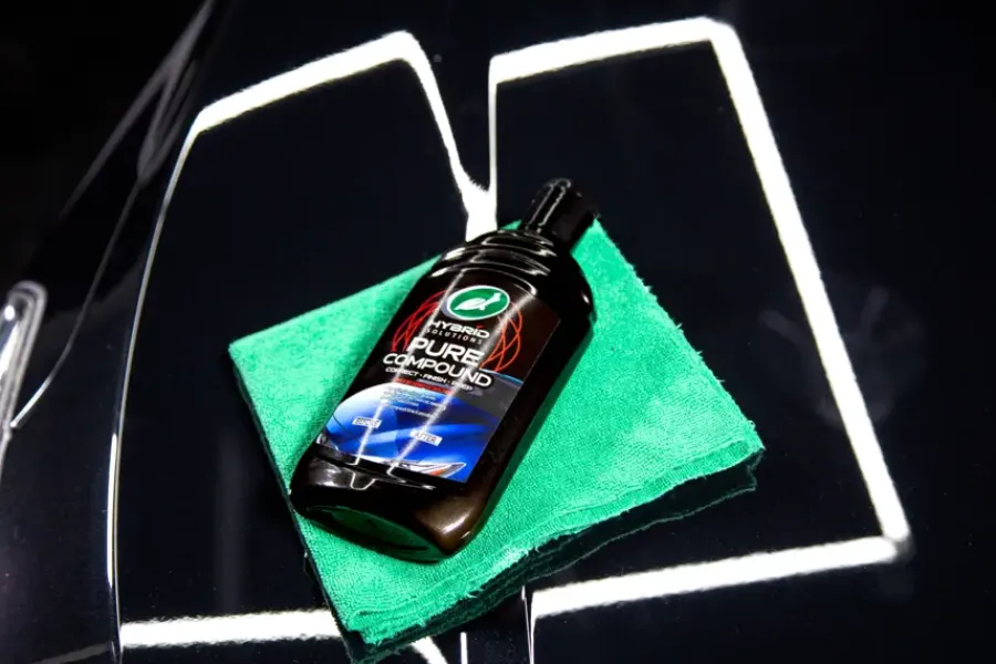 Auto Reinigings- & Poetsmiddelen > Turtle Wax 54138 hybrid solutions pure compound 500ml